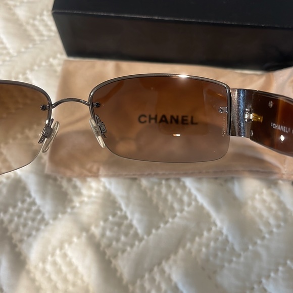 Authentic Chanel Sunglasses (See all pics for details ) - Picture 6 of 10